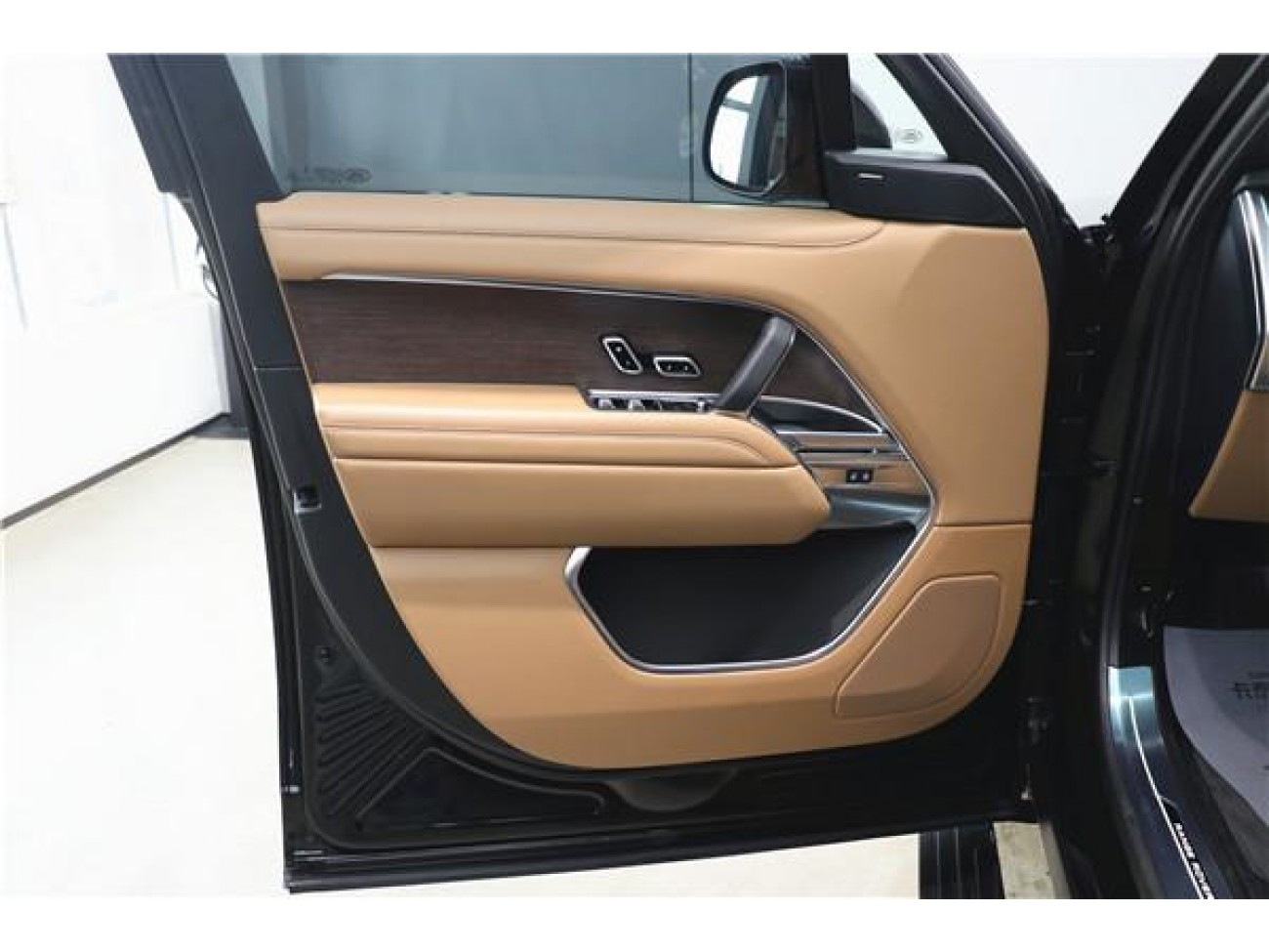 Land Rover Range Rover 2025