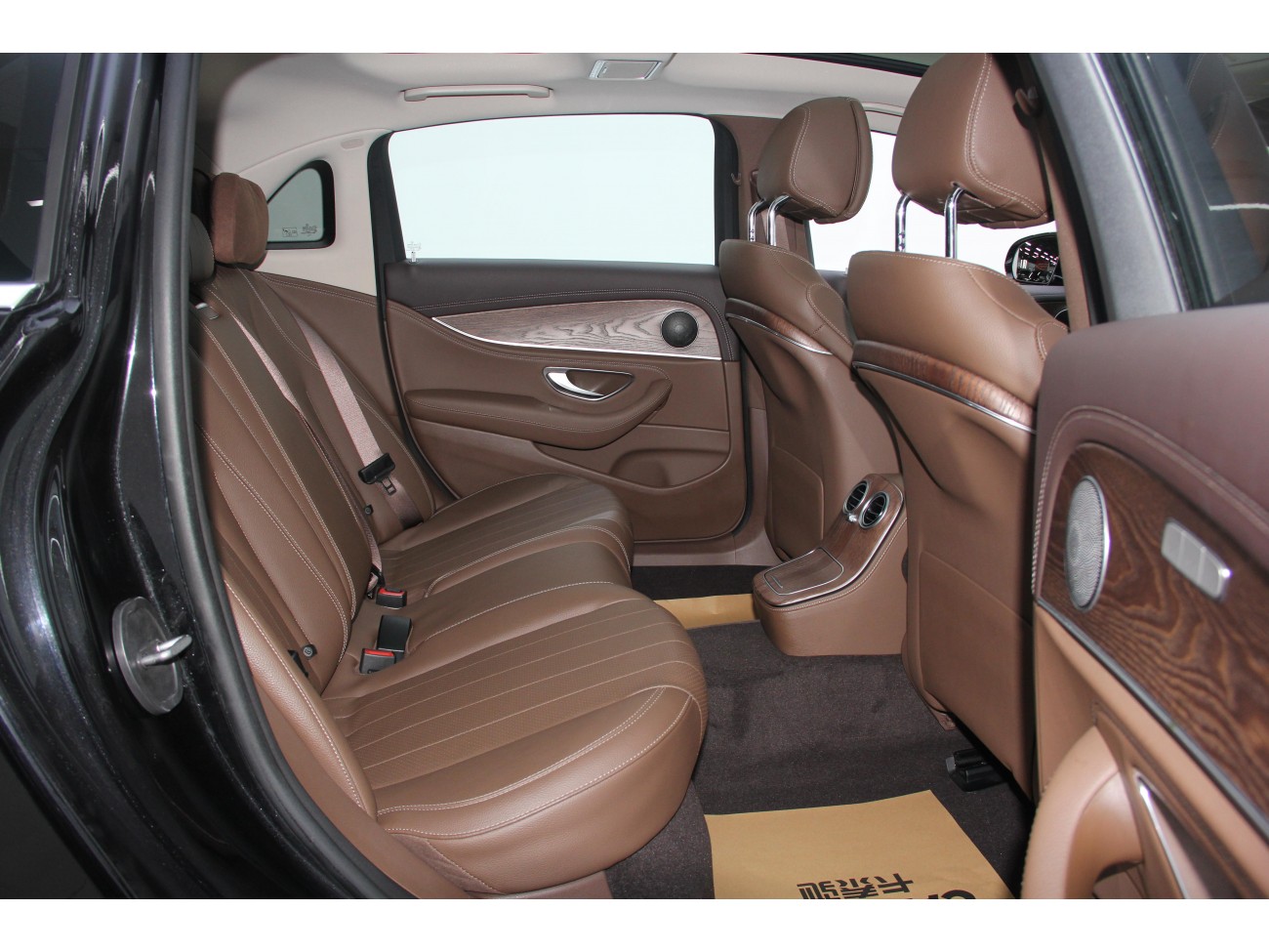 Mercedes-Benz E 300 L 2023