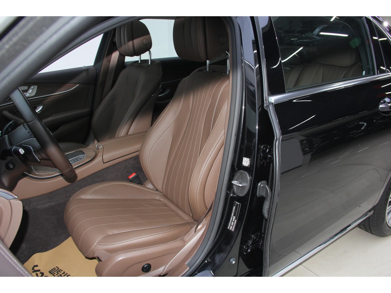 Mercedes-Benz E 300 L 2023