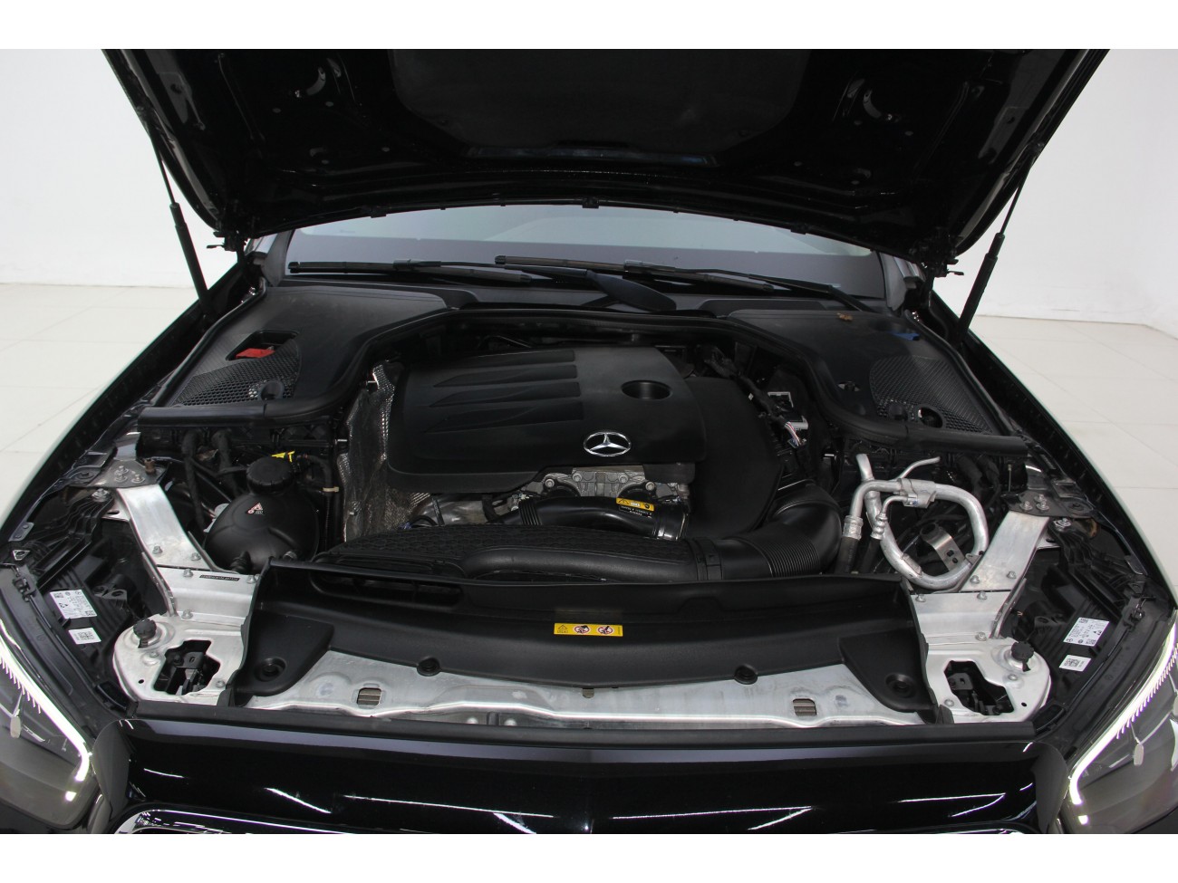 Mercedes-Benz E 300 L 2022