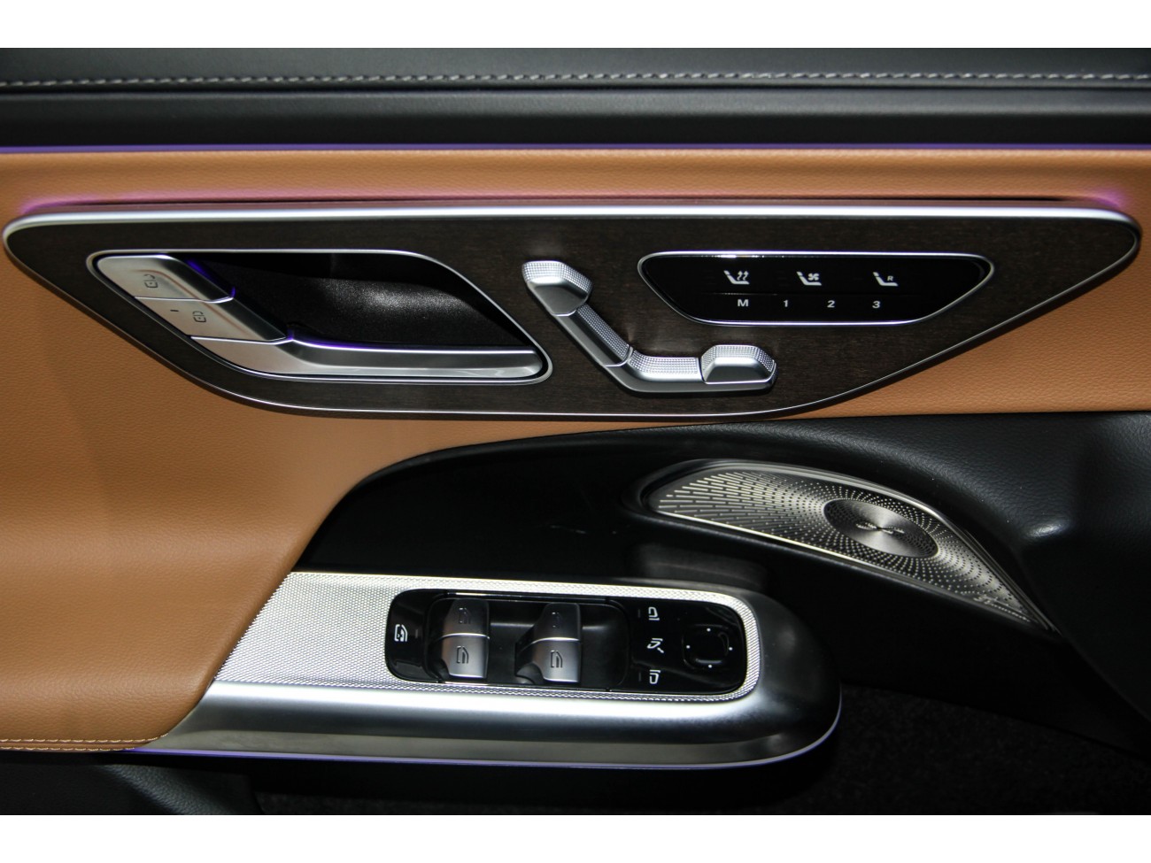 Mercedes-Benz E 300 L 2025