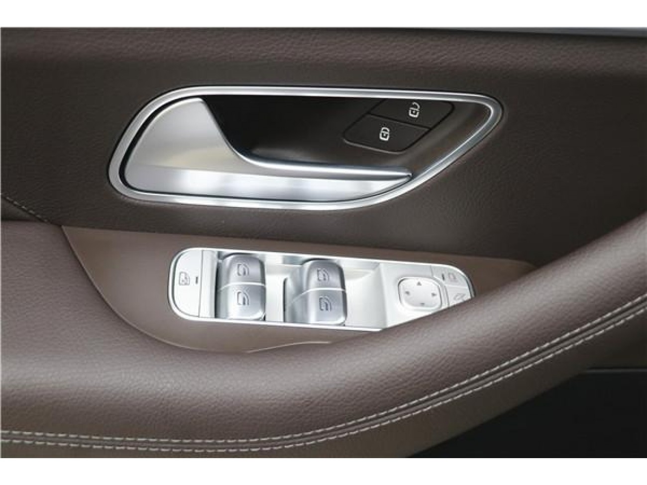 Mercedes-Benz GLS 450 4MATIC 2023