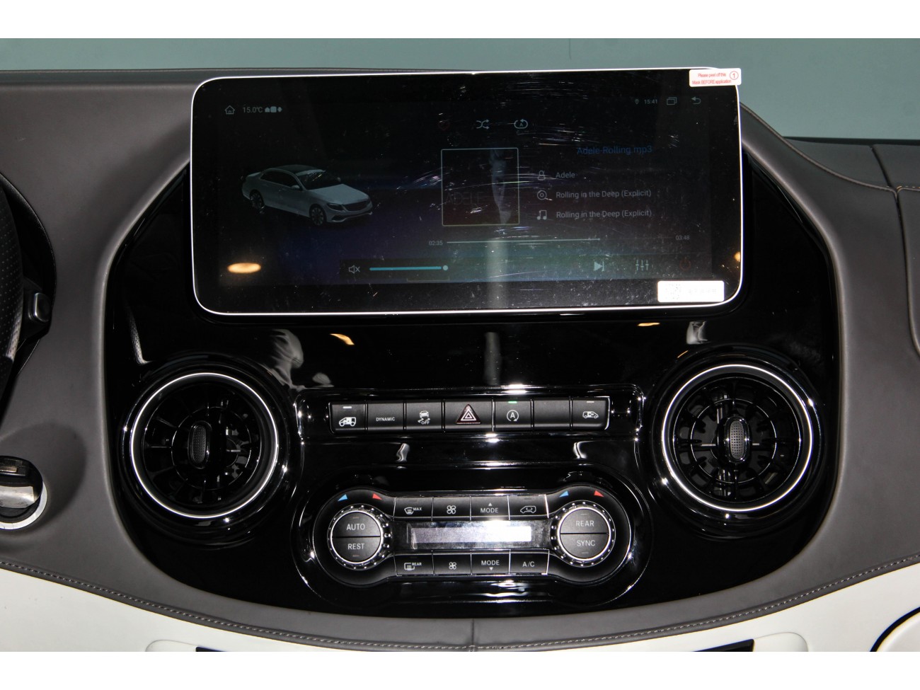 Mercedes-Benz 2023 2024