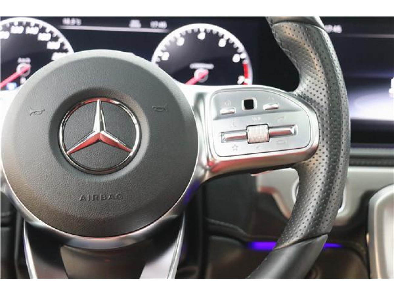 Mercedes-Benz G 500 2023