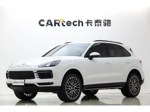 Porsche Cayenne 2021