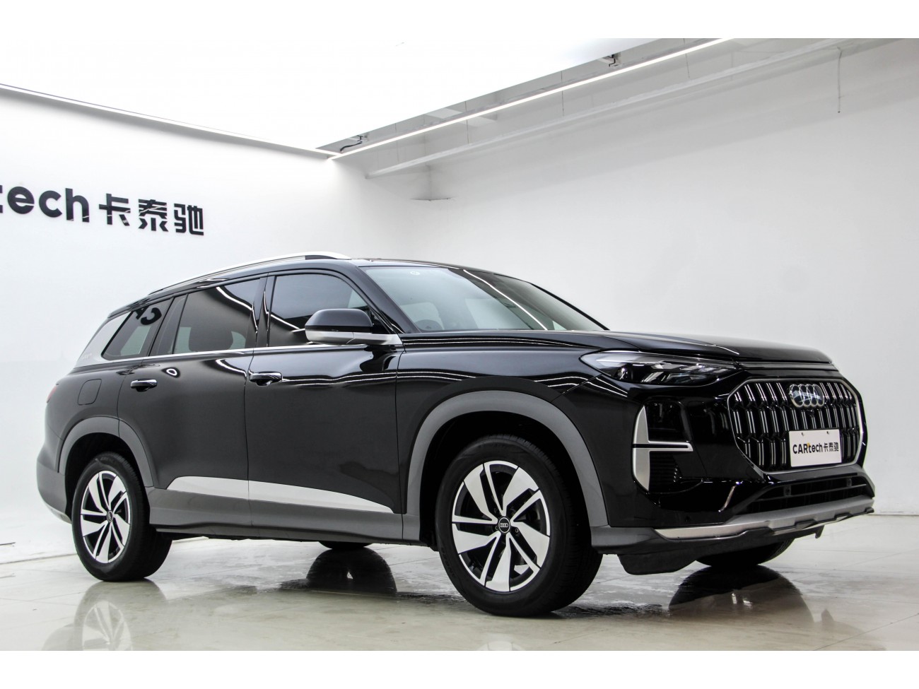 Audi Q6 40 TFSI 2024