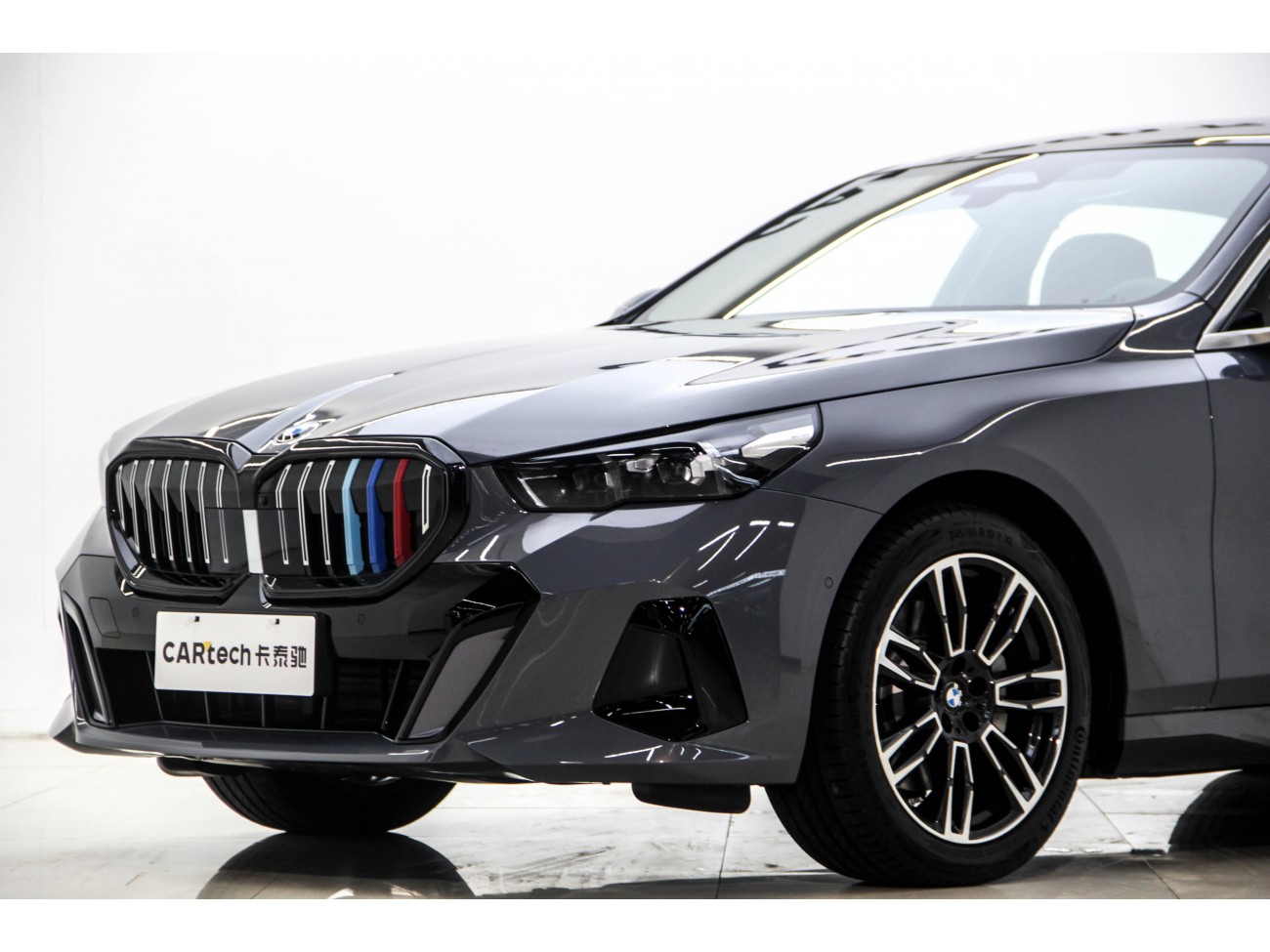 BMW 530Li 2025