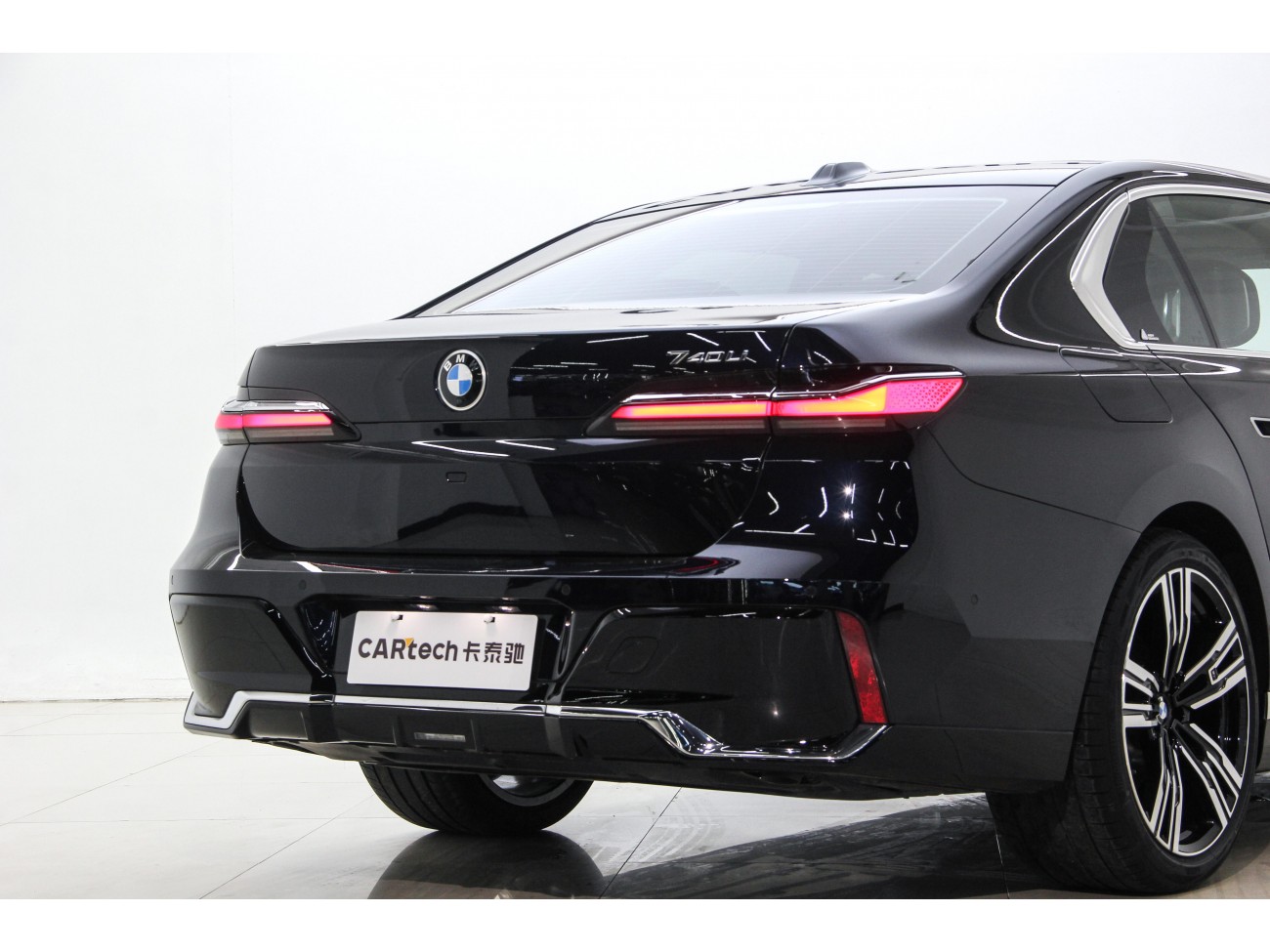 BMW 740Li 2025