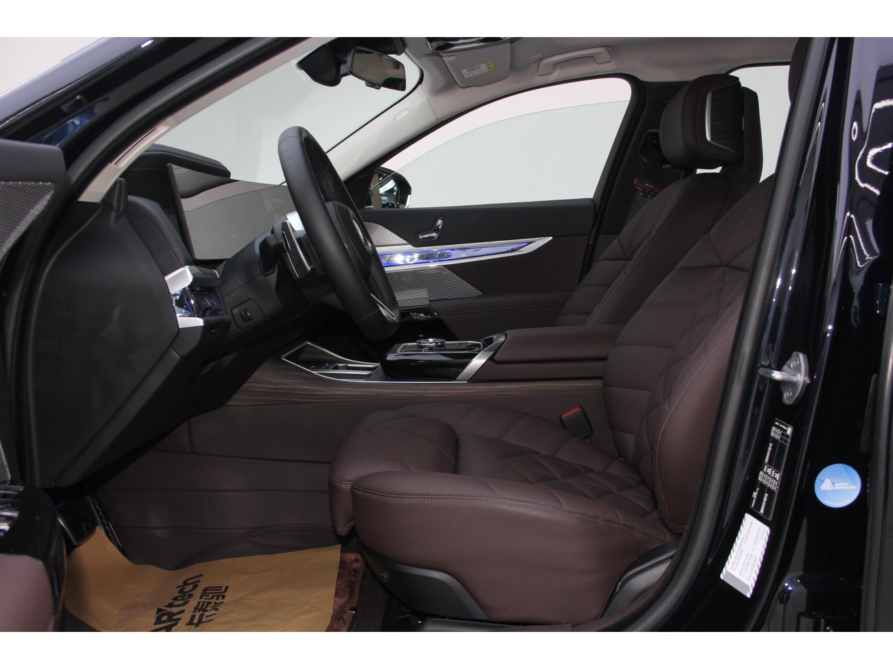 BMW 740Li 2025