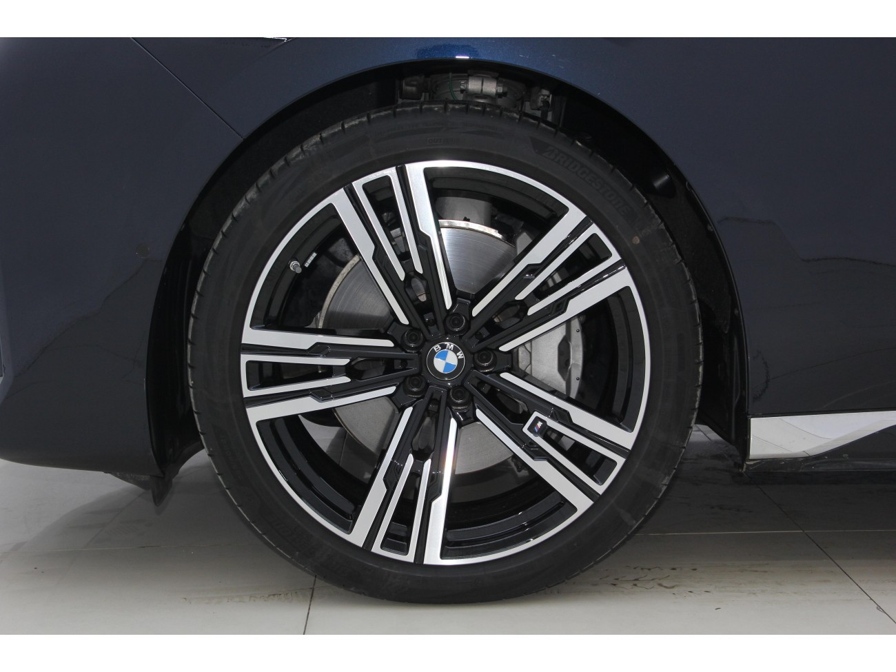 BMW 740Li 2025