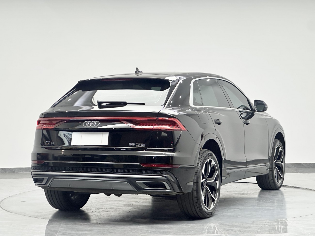 Audi Q8 2025