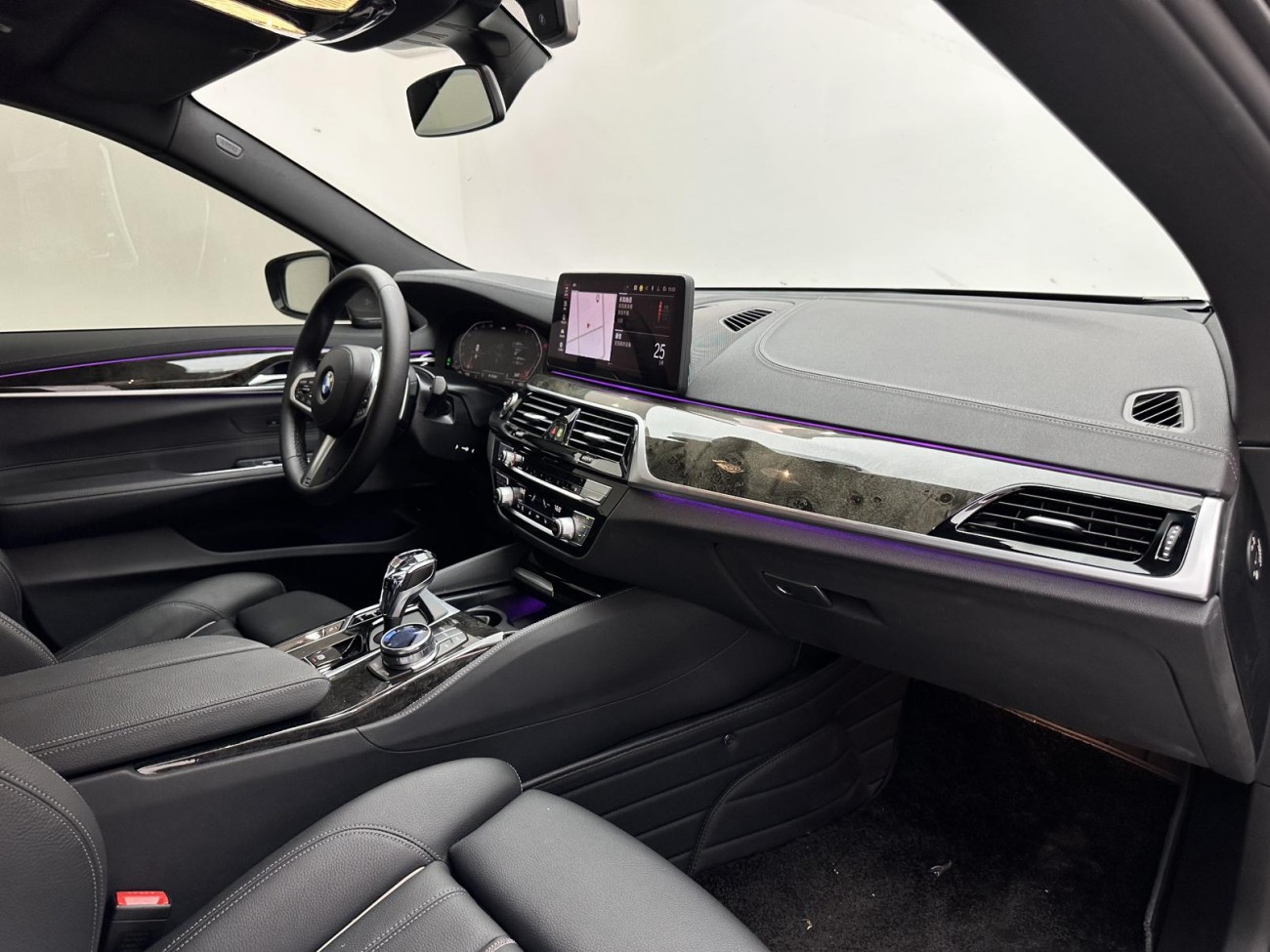 BMW 6GT 2023