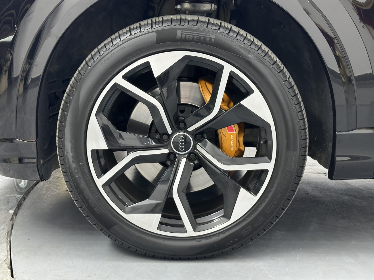 Audi Q8 2025