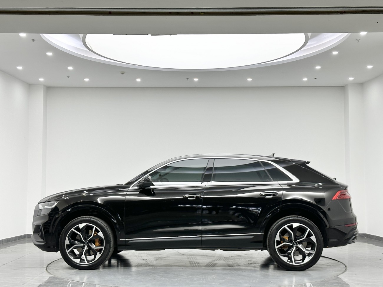 Audi Q8 2025
