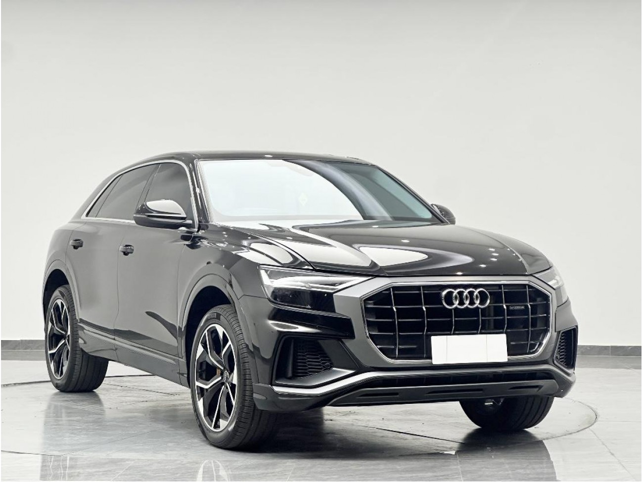Audi Q8 2025