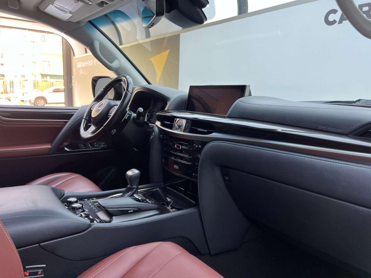 Lexus LX 570 2025