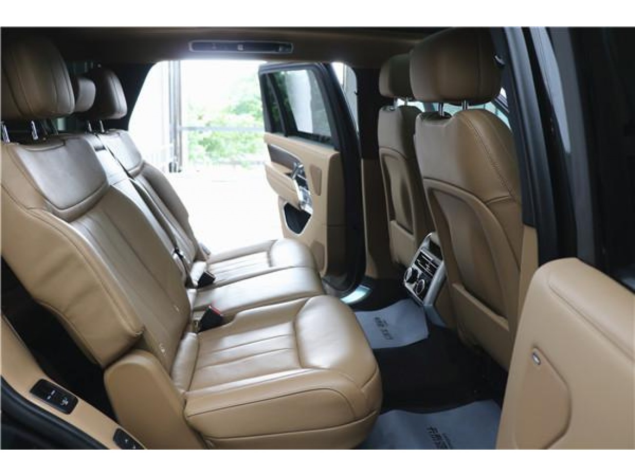 Land Rover Range Rover 2024