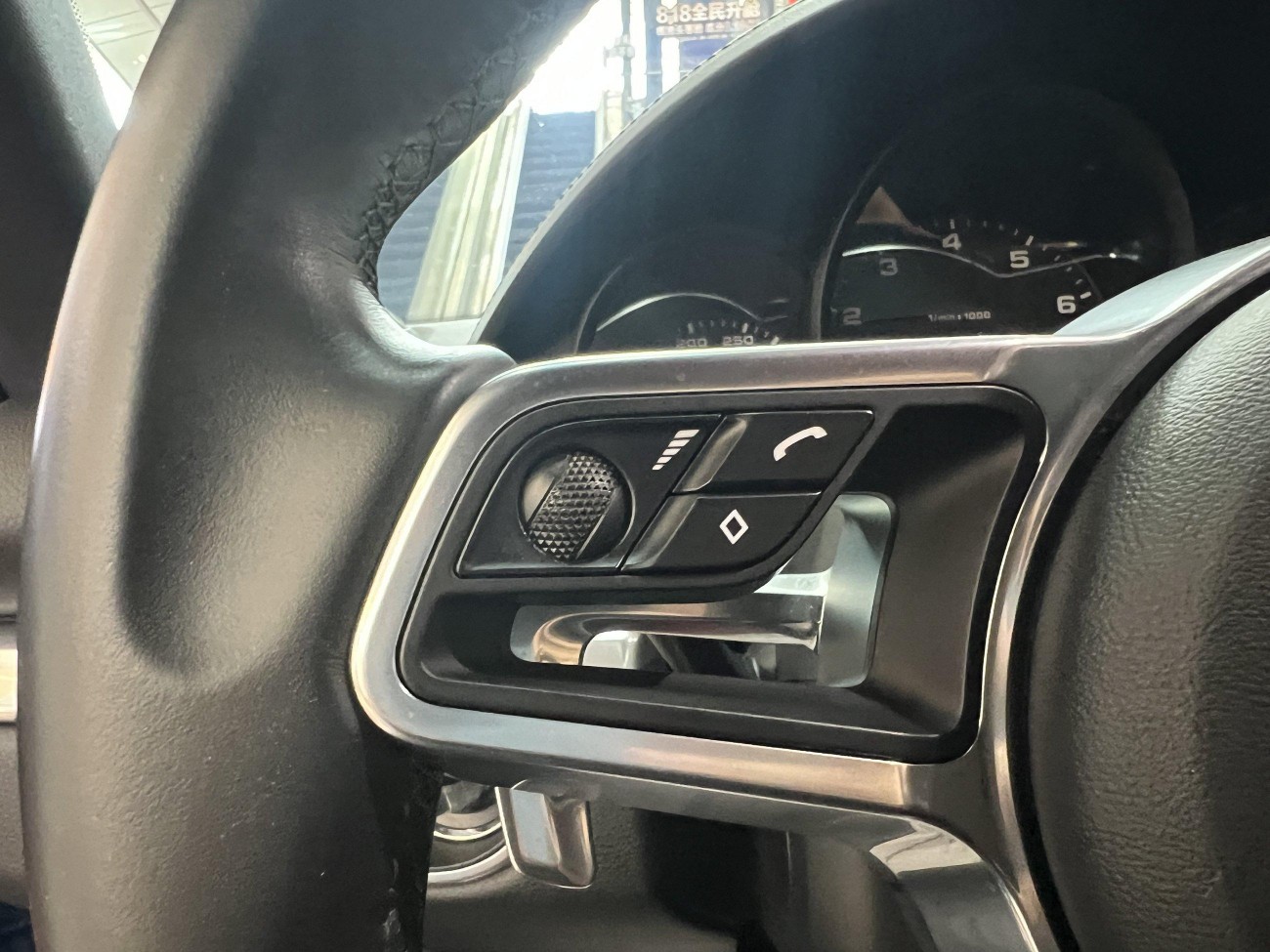 Porsche Cayman 2018