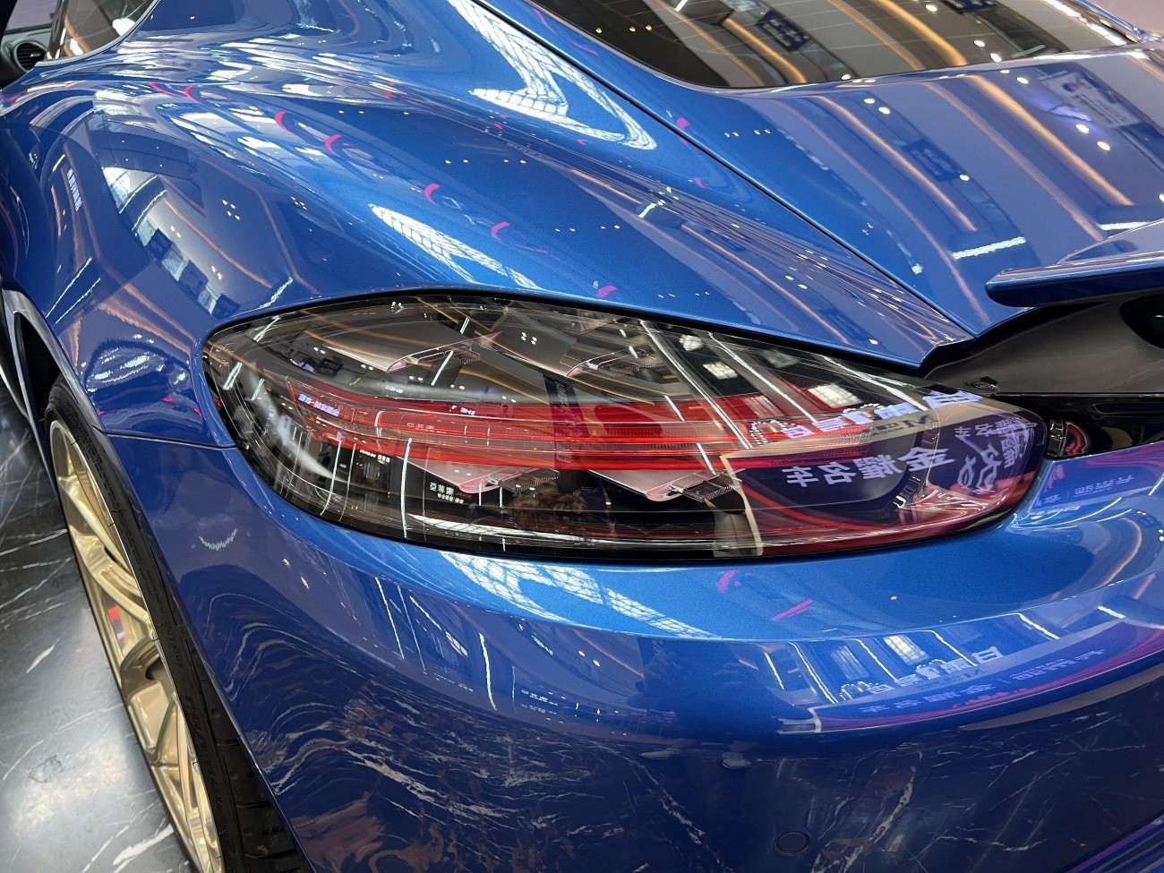 Porsche Cayman 2018