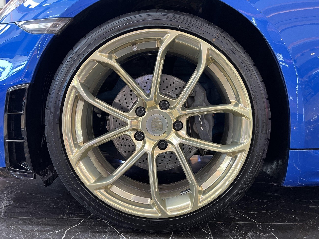 Porsche Cayman 2018