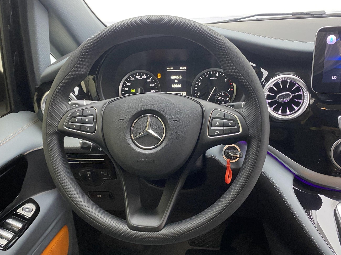 Mercedes-Benz Vito 2024