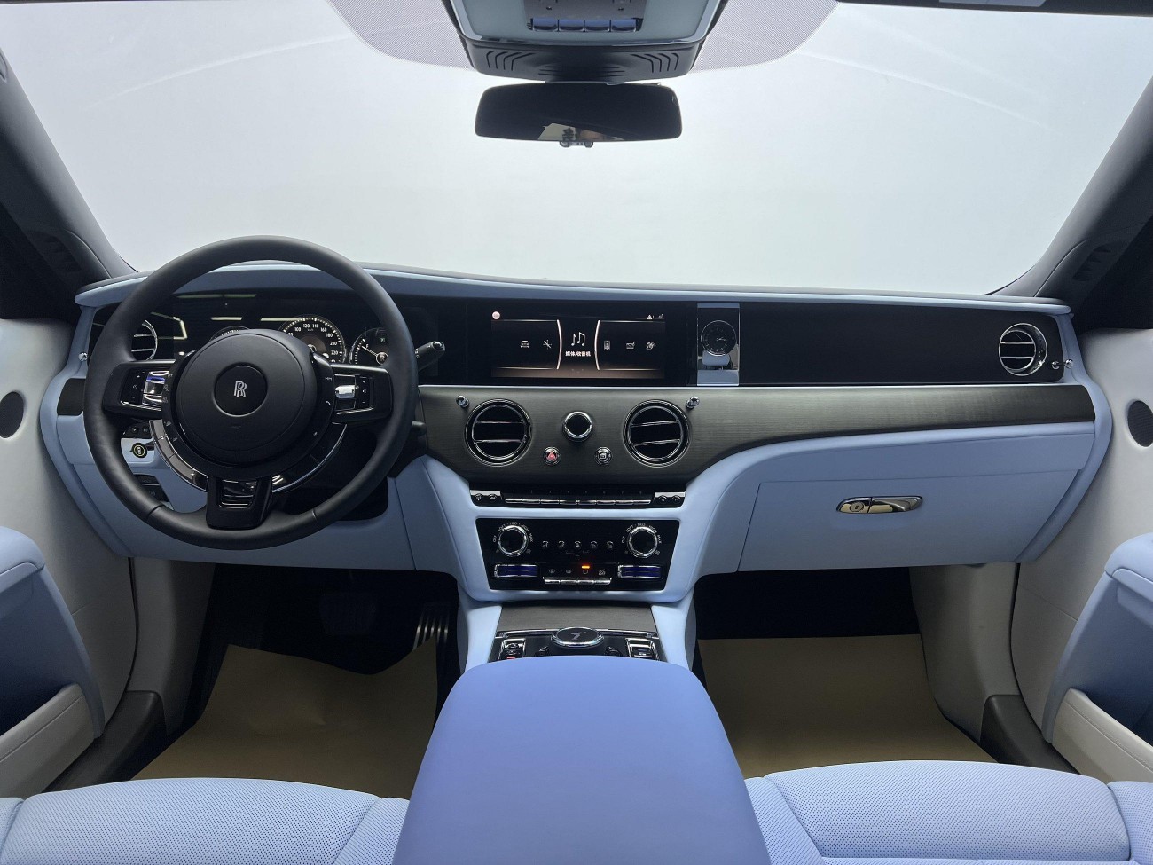 Rolls-Royce Ghost 2025
