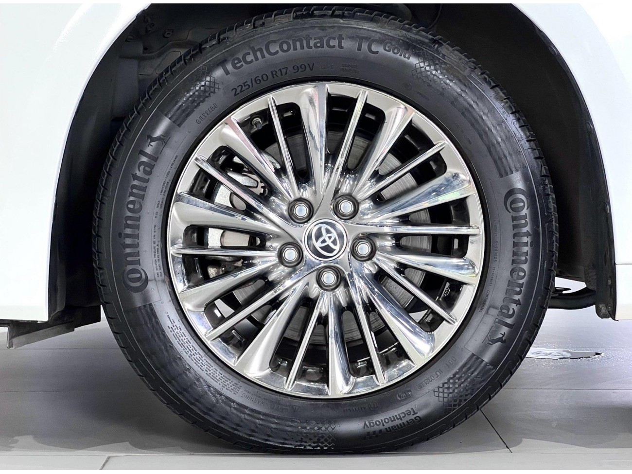 Toyota Alphard 2023