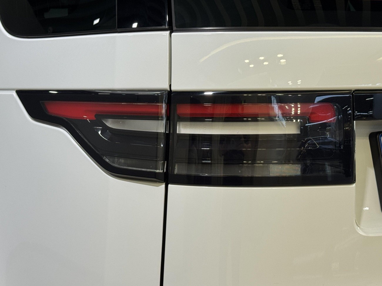 Land Rover Discovery 2018