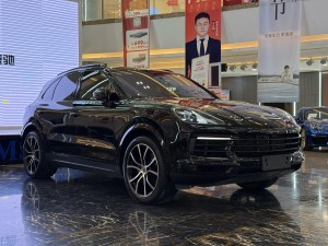 Porsche Cayenne 2023
