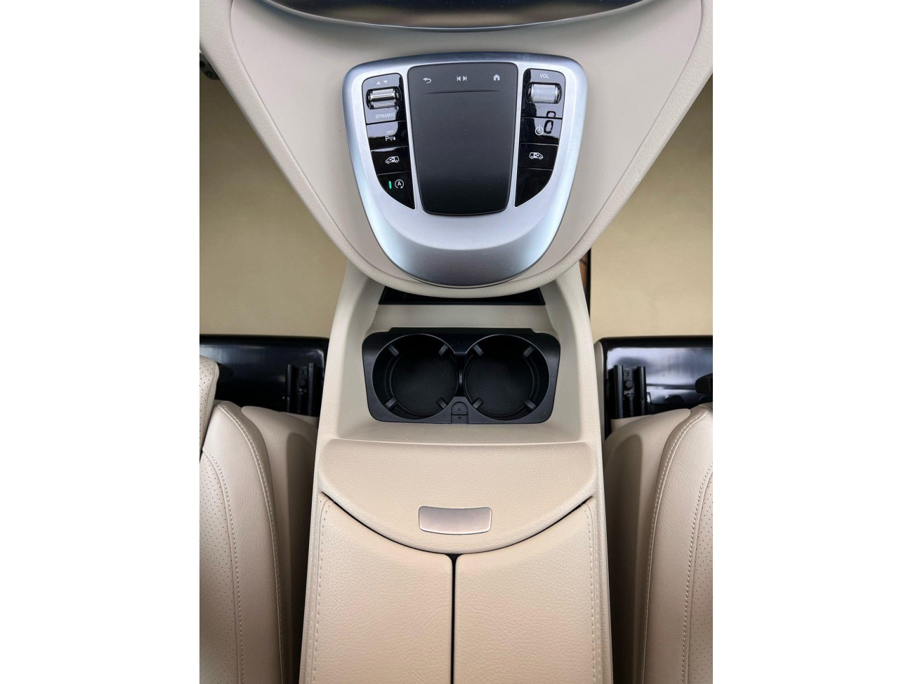 Mercedes-Benz V 2023