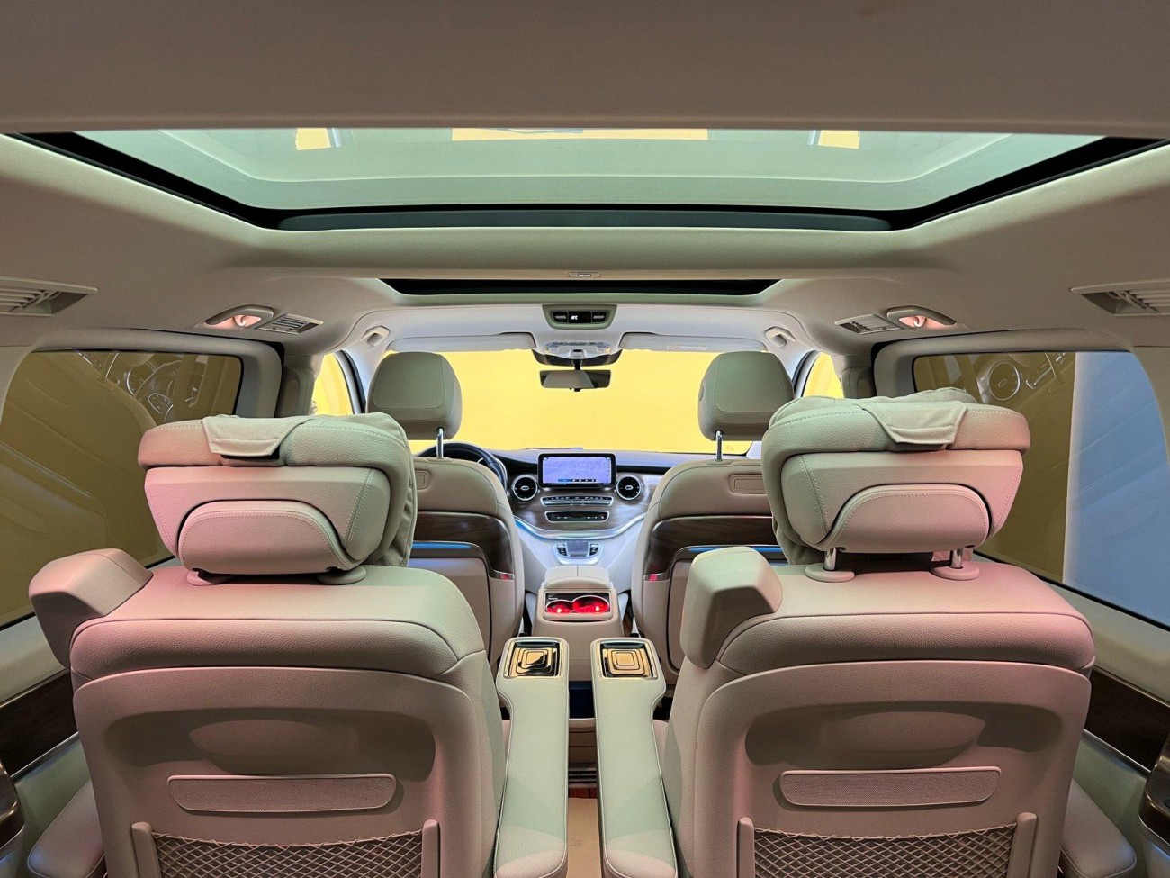 Mercedes-Benz V 2023