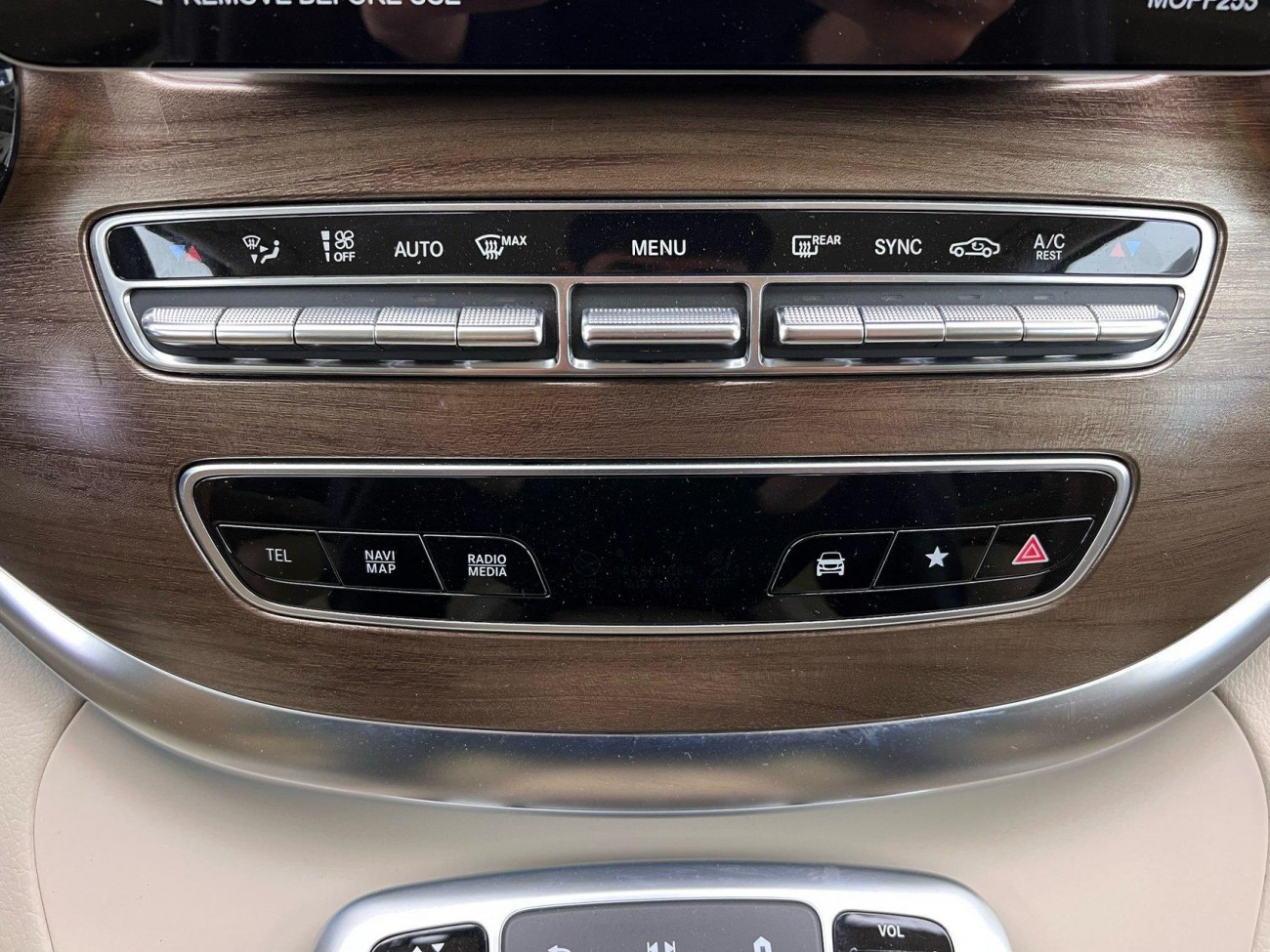 Mercedes-Benz V 2023
