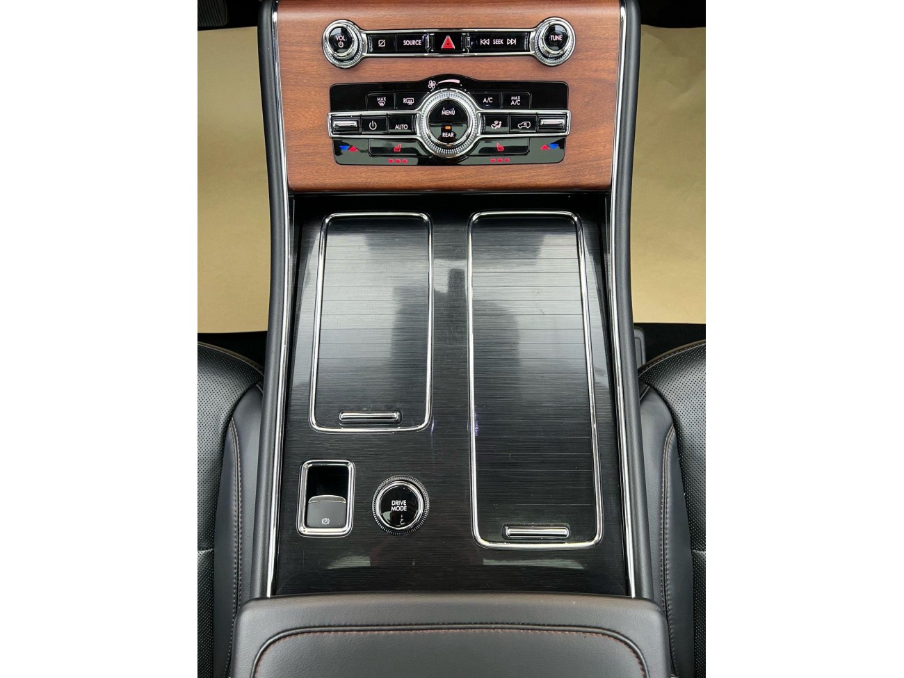 Lincoln Aviator 2024