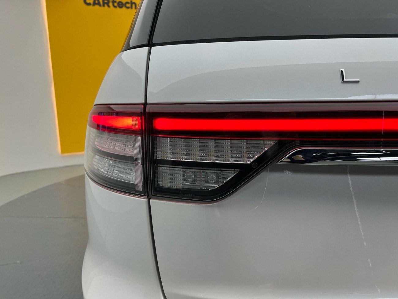Lincoln Aviator 2024