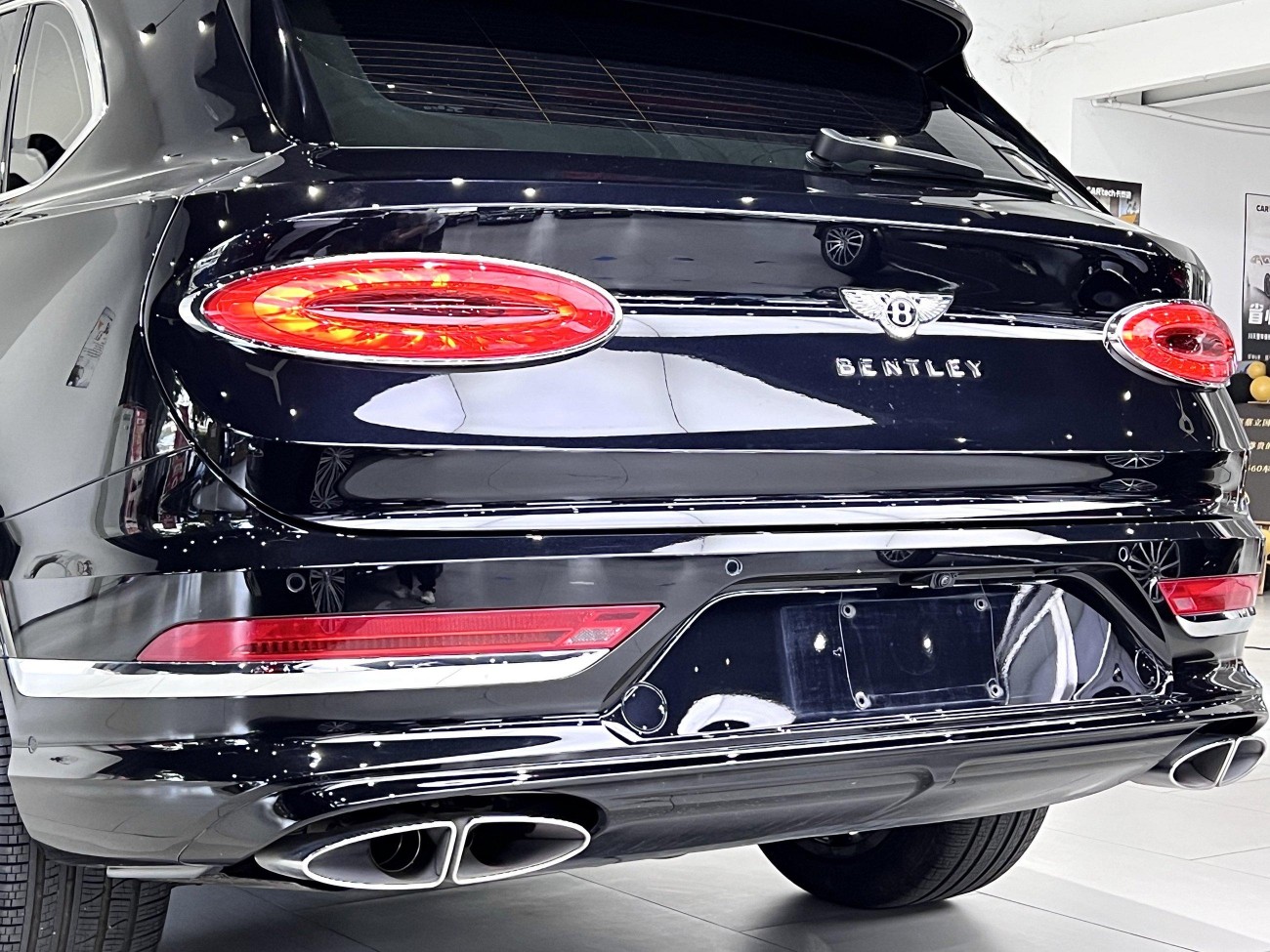 Bentley Bentayga 2021