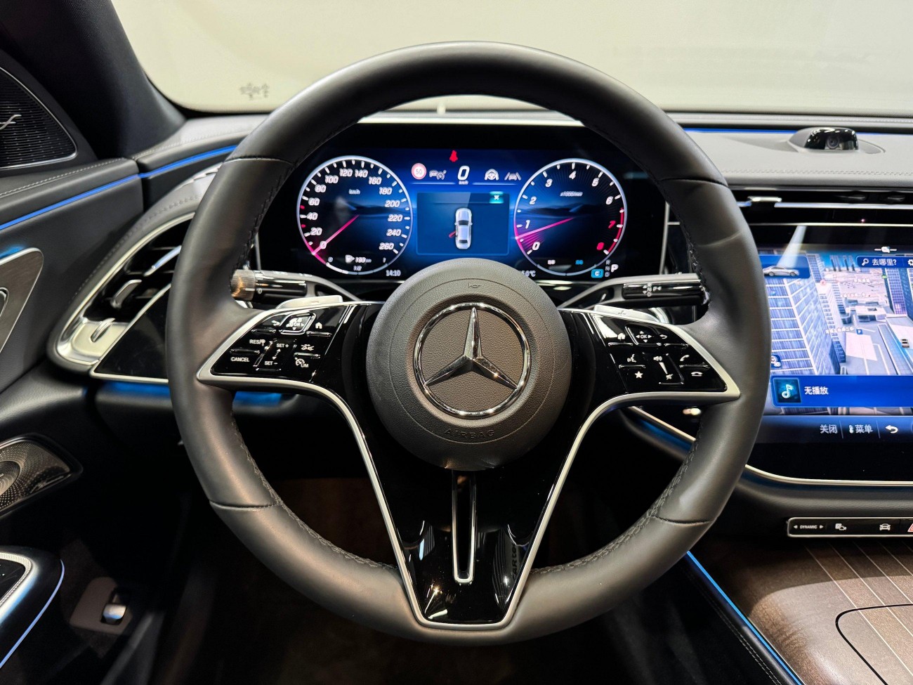 Mercedes-Benz E 300 L 2024