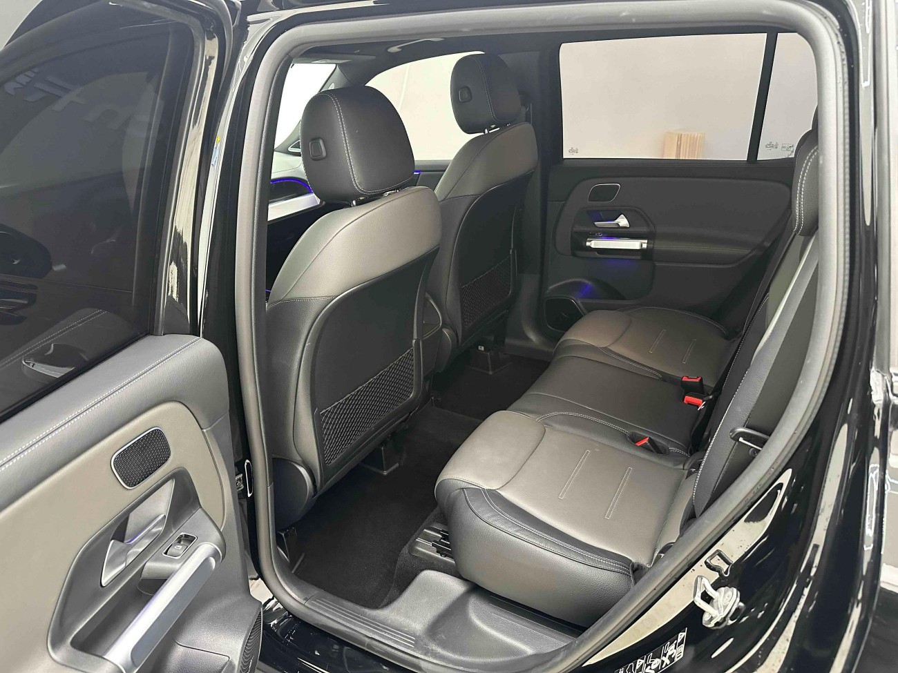 Mercedes-Benz GLB 2023