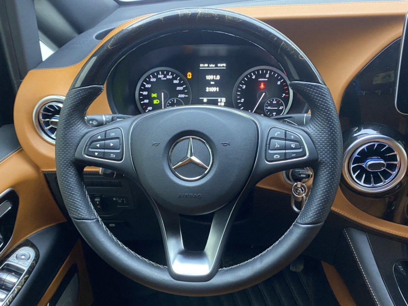 Mercedes-Benz Vito 2023