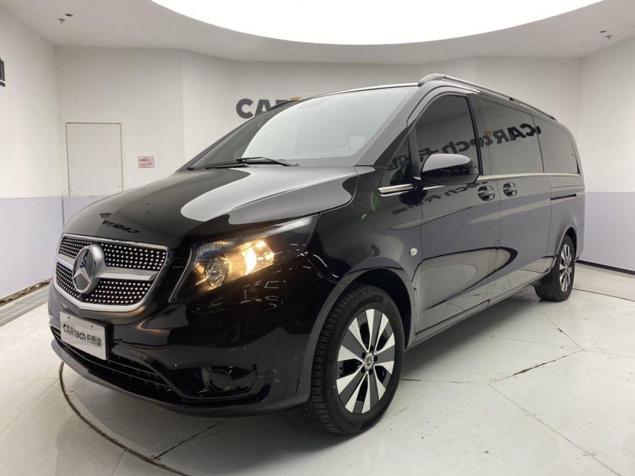 Mercedes-Benz Vito 2023