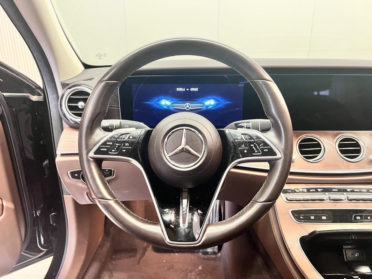 Mercedes-Benz E 260 L 2021