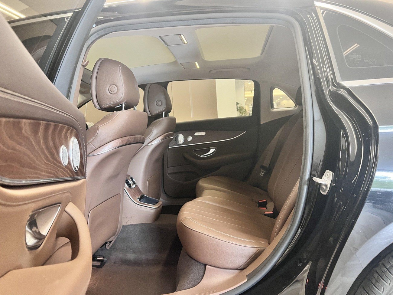 Mercedes-Benz E 260 L 2021