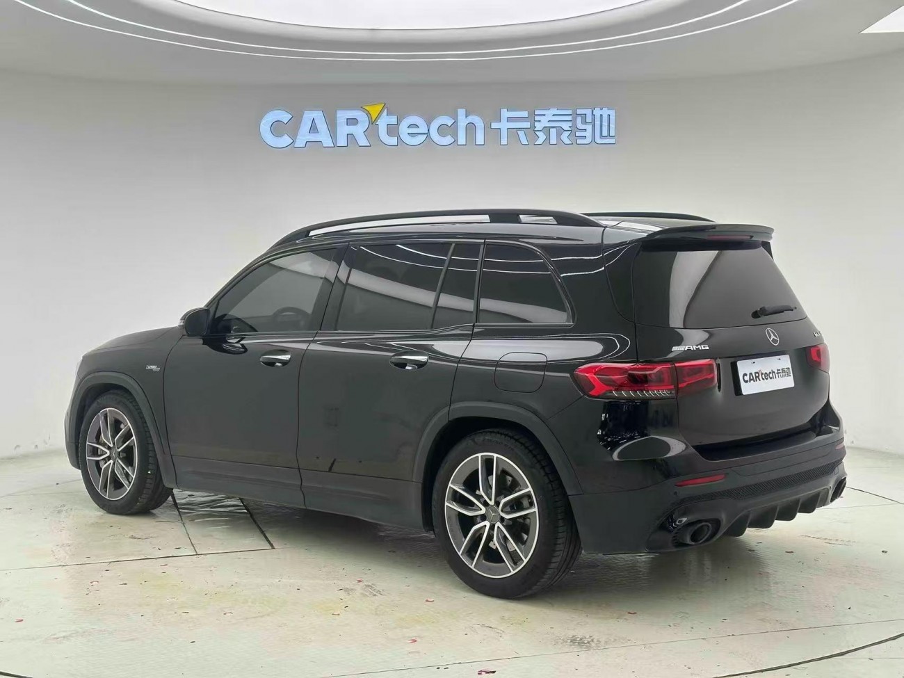 Mercedes-Benz GLB 2023