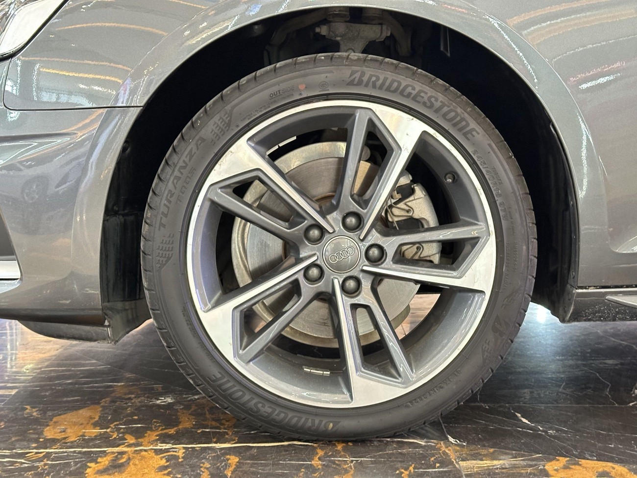 Audi A4L 40 TFSI 2021