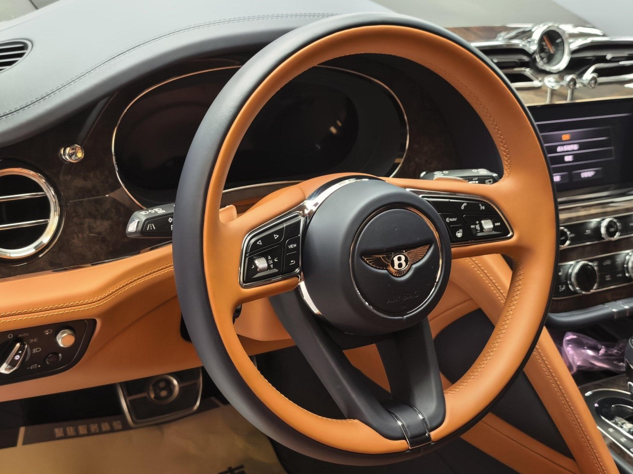 Bentley Bentayga 2022