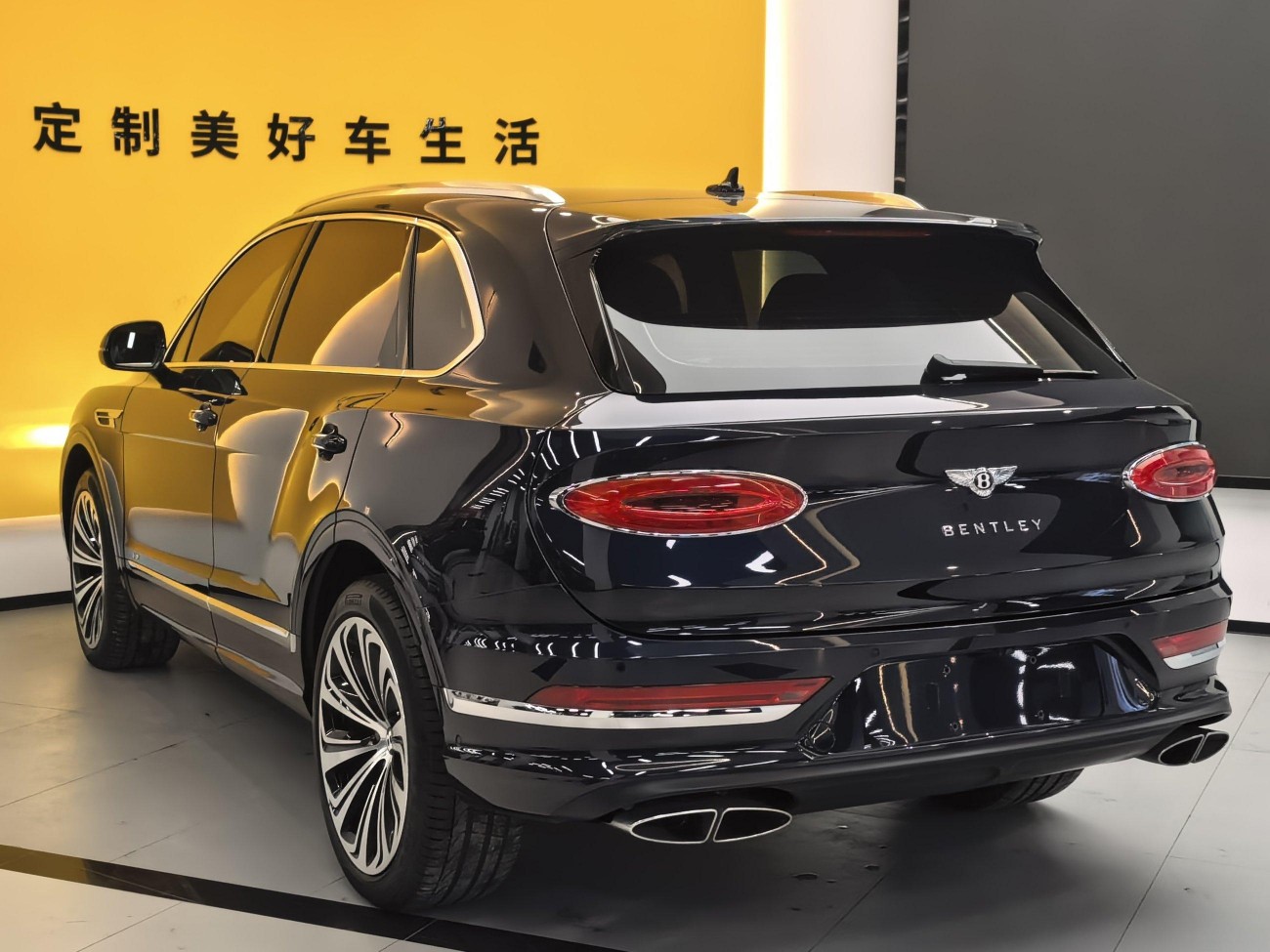 Bentley Bentayga 2022