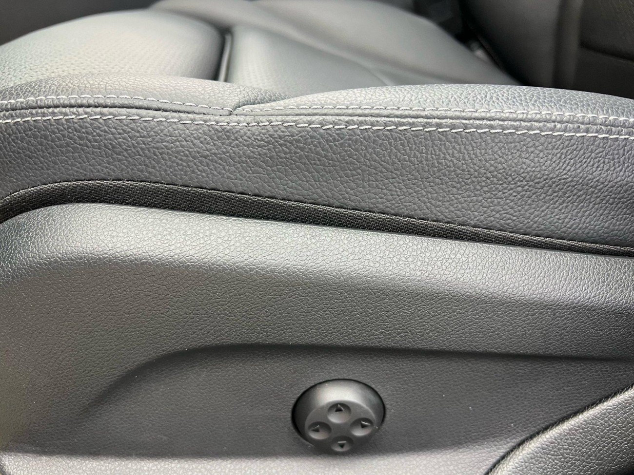 Mercedes-Benz GLC 260 L 2021