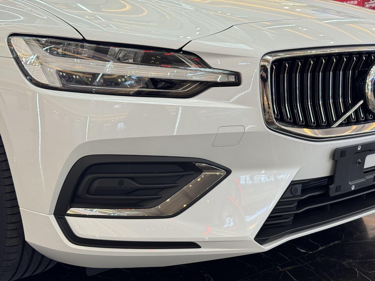 Volvo S60 2025