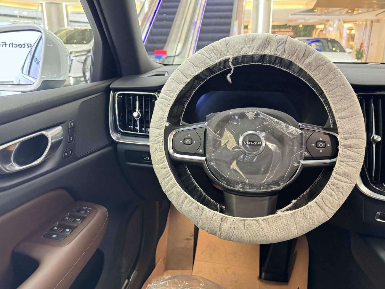 Volvo S60 2025