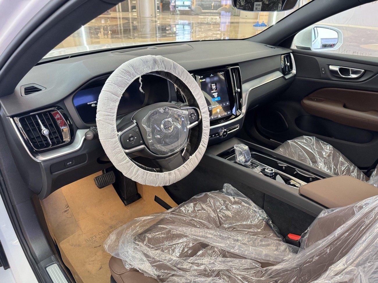 Volvo S60 2025