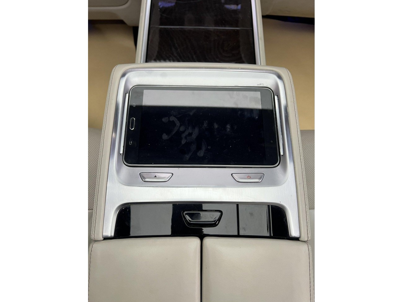 BMW 740Li 2019